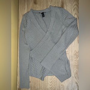 Warm long sleeve, v-neck